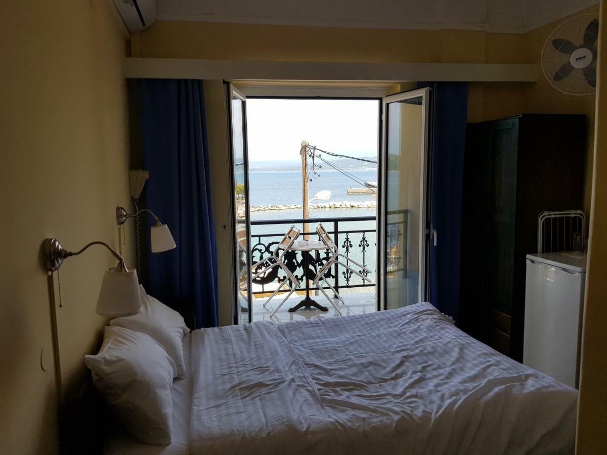 Hotel Miramare 필로스 외부 사진