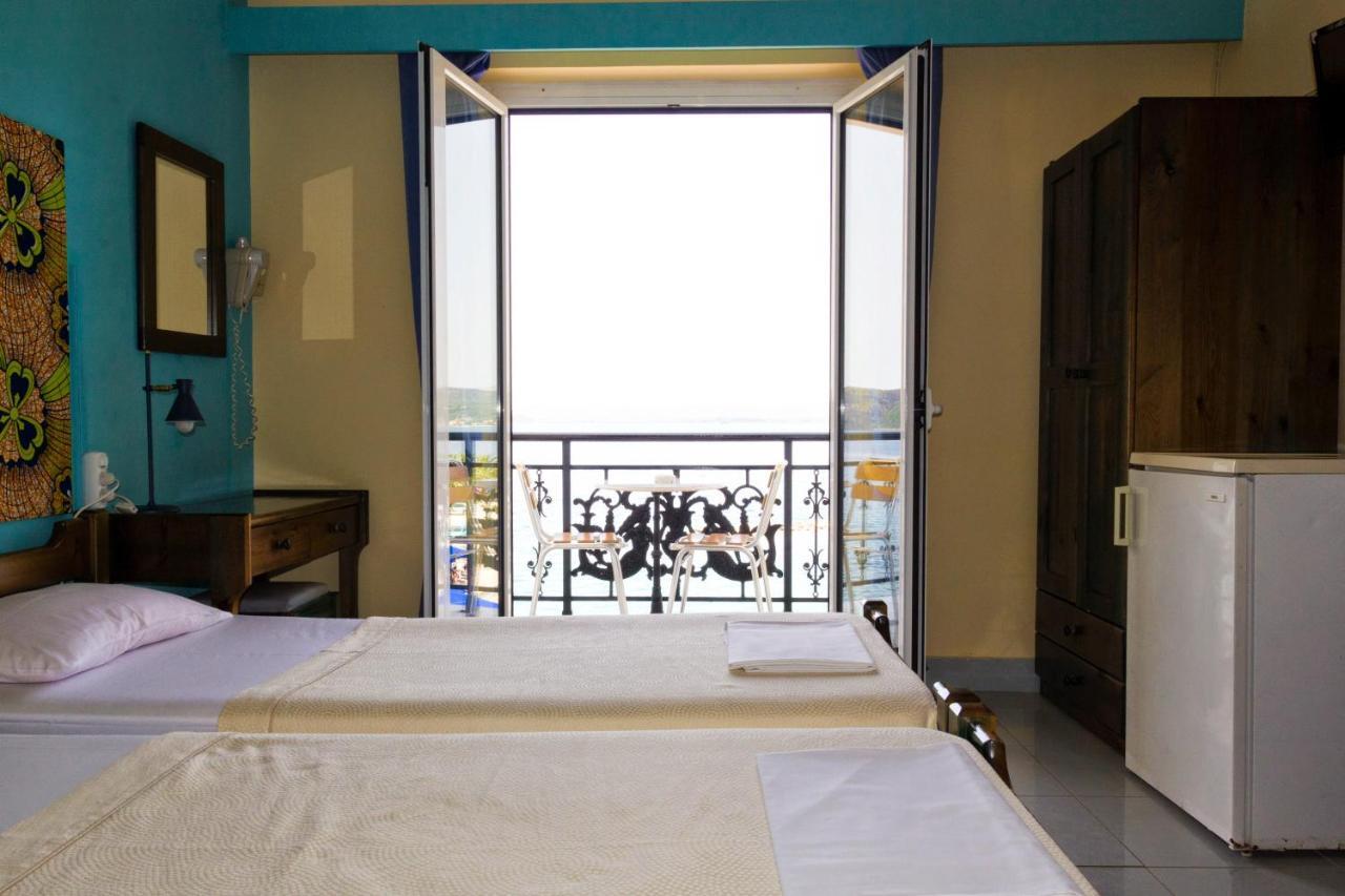 Hotel Miramare 필로스 외부 사진